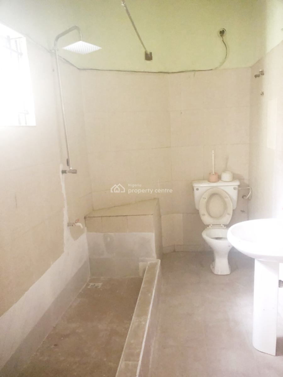 a Well Maintained Spacious 4 Bedroom Flat, Gra Phase 1, Magodo, Lagos, Flat / Apartment for Rent