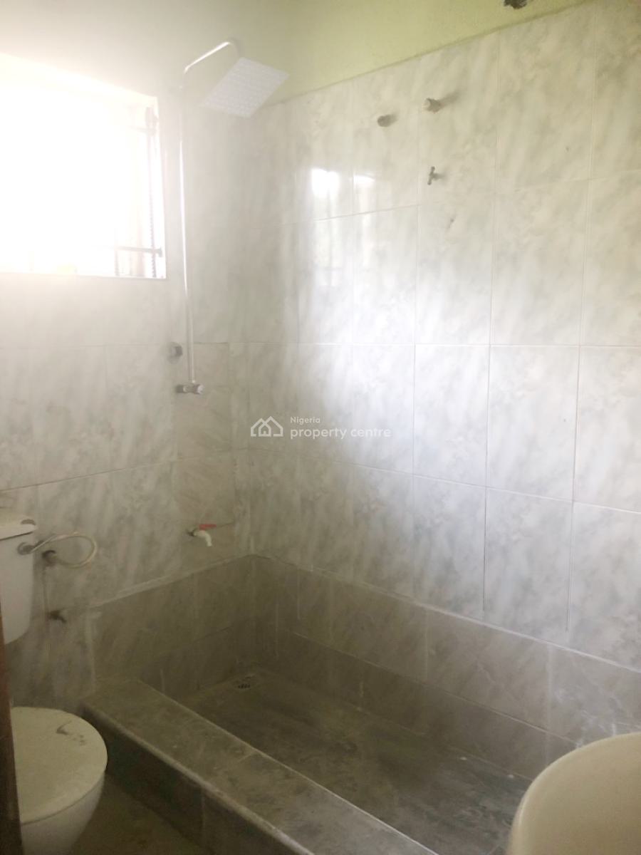 a Well Maintained Spacious 4 Bedroom Flat, Gra Phase 1, Magodo, Lagos, Flat / Apartment for Rent