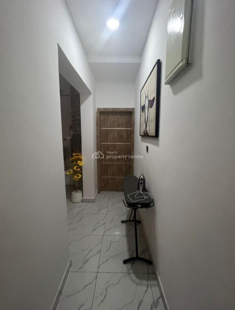 Newly Used Well Maintained 4-bedroom Duplex with Bq, Family Lounge, Al, Ologolo, Lekki Phase 1, Lekki, Lagos, Semi-detached Duplex for Sale