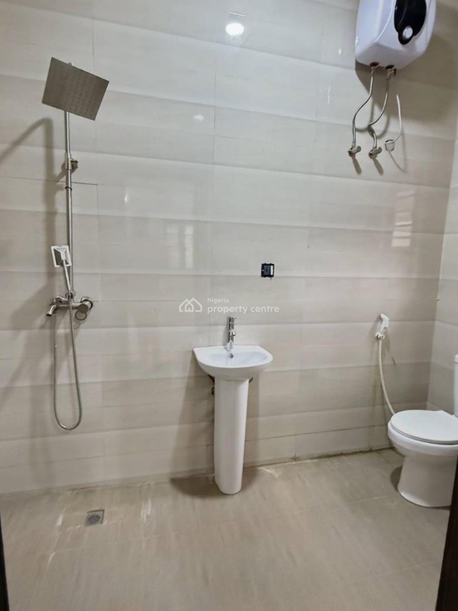 Serviced 3-bedroom Apartment with Tarred Road Access, Jahi, Abuja, Flat / Apartment for Rent