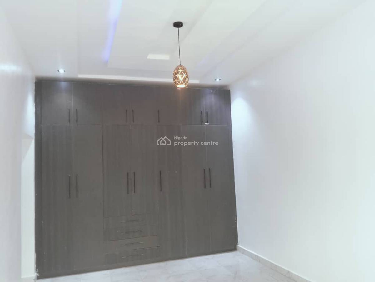 Brand New Tastefully Built and Finished 3brms Flat with Bq, Wuye Dakibiyu, Wuye, Abuja, Flat / Apartment for Rent