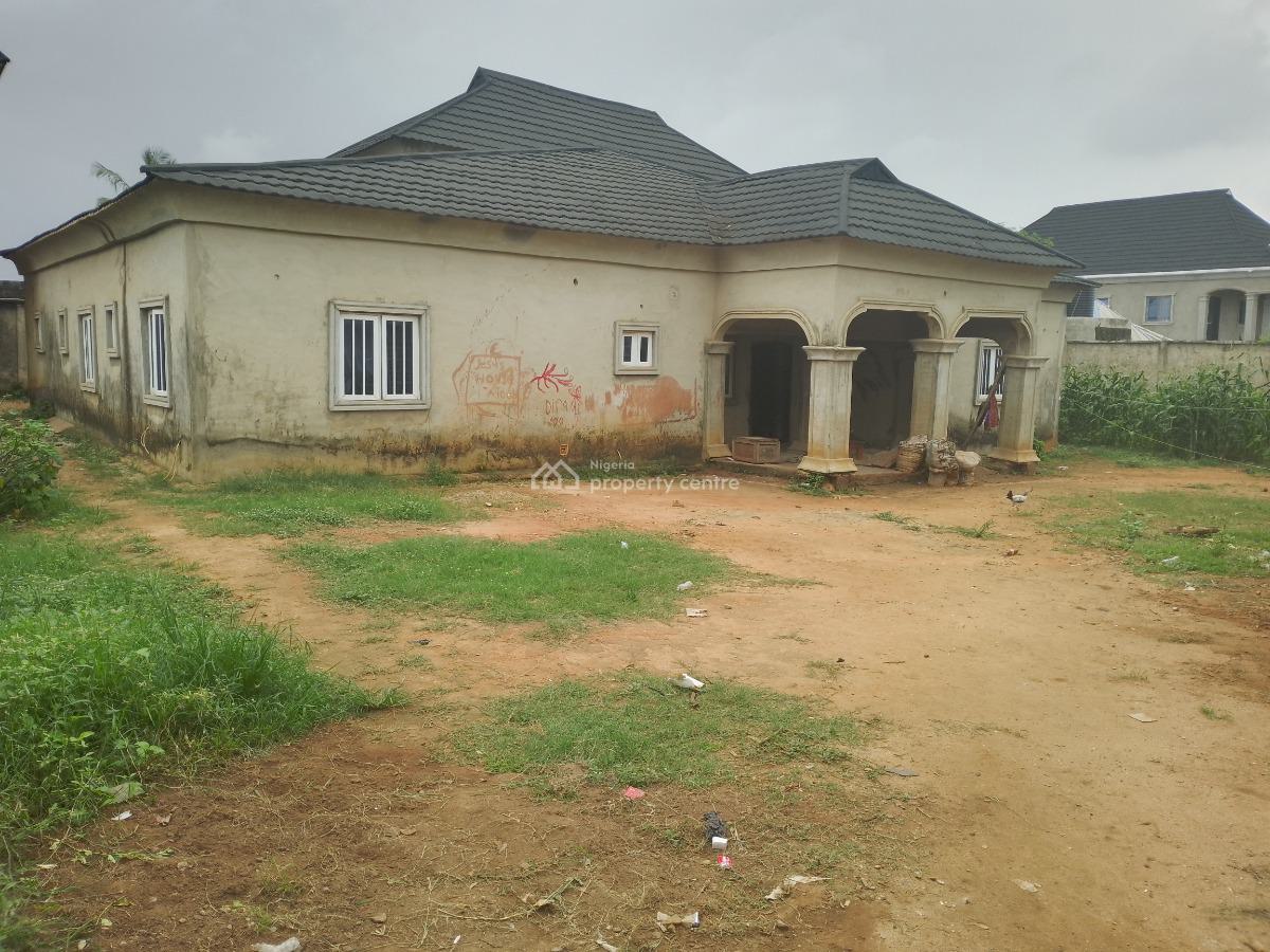 4 Bedroom Bungalow with Bq, Morekete Off Bayeku Road, Igbogbo, Ikorodu, Lagos, Detached Bungalow for Sale