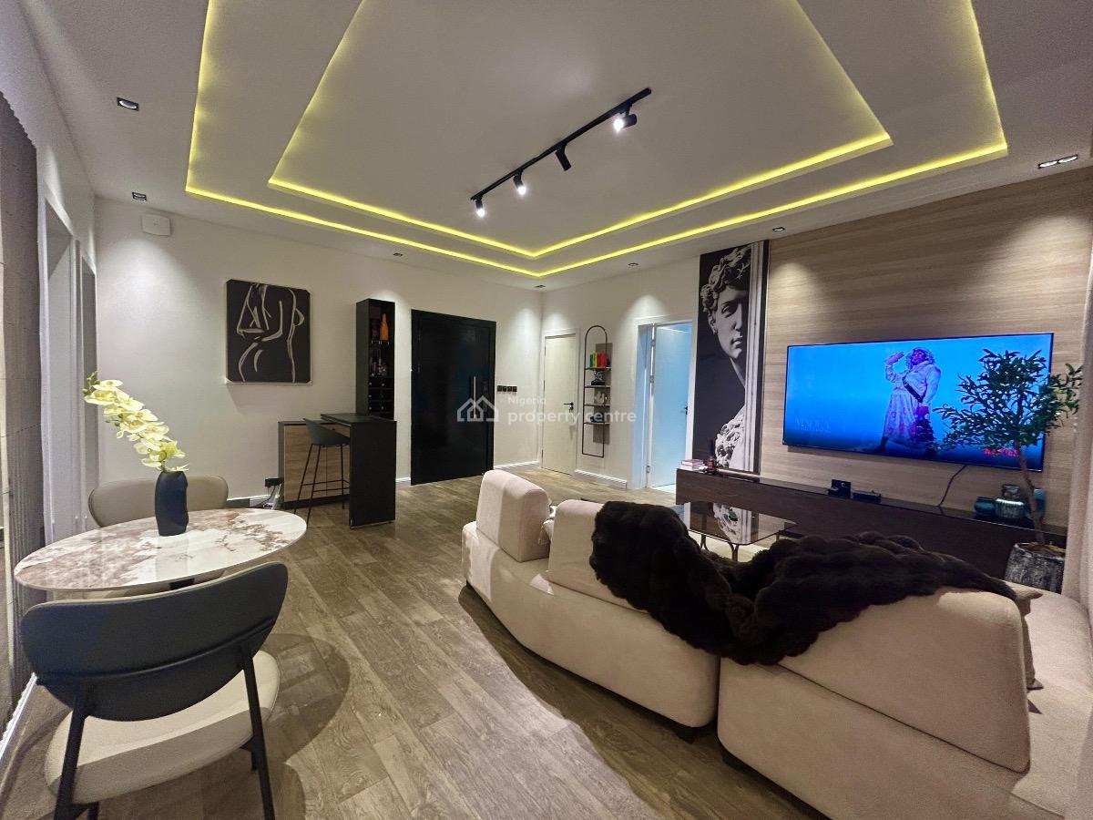 Luxury 2 Bedroom Fully Furnished Apartment with Ps5, Ikoyi, Lagos, Flat / Apartment Short Let