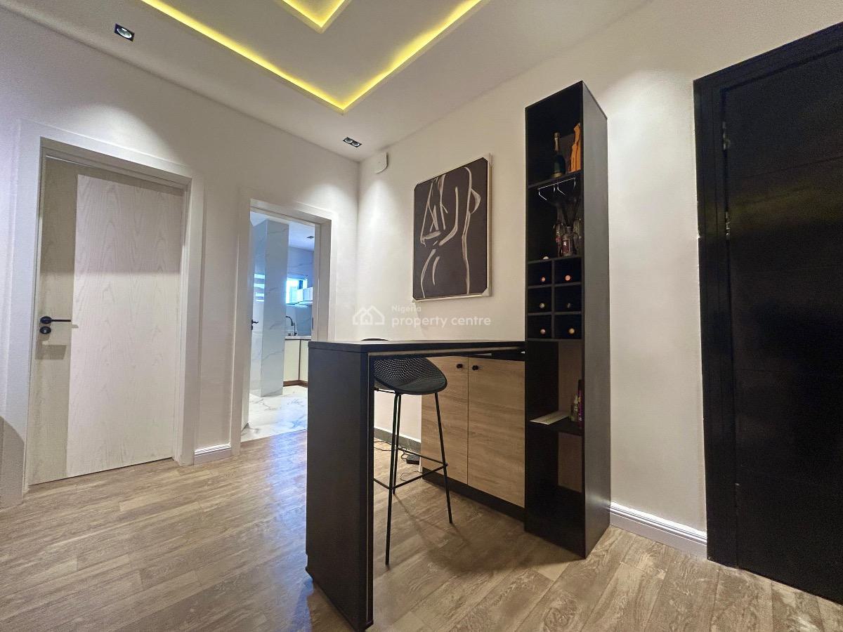 Luxury 2 Bedroom Fully Furnished Apartment with Ps5, Ikoyi, Lagos, Flat / Apartment Short Let