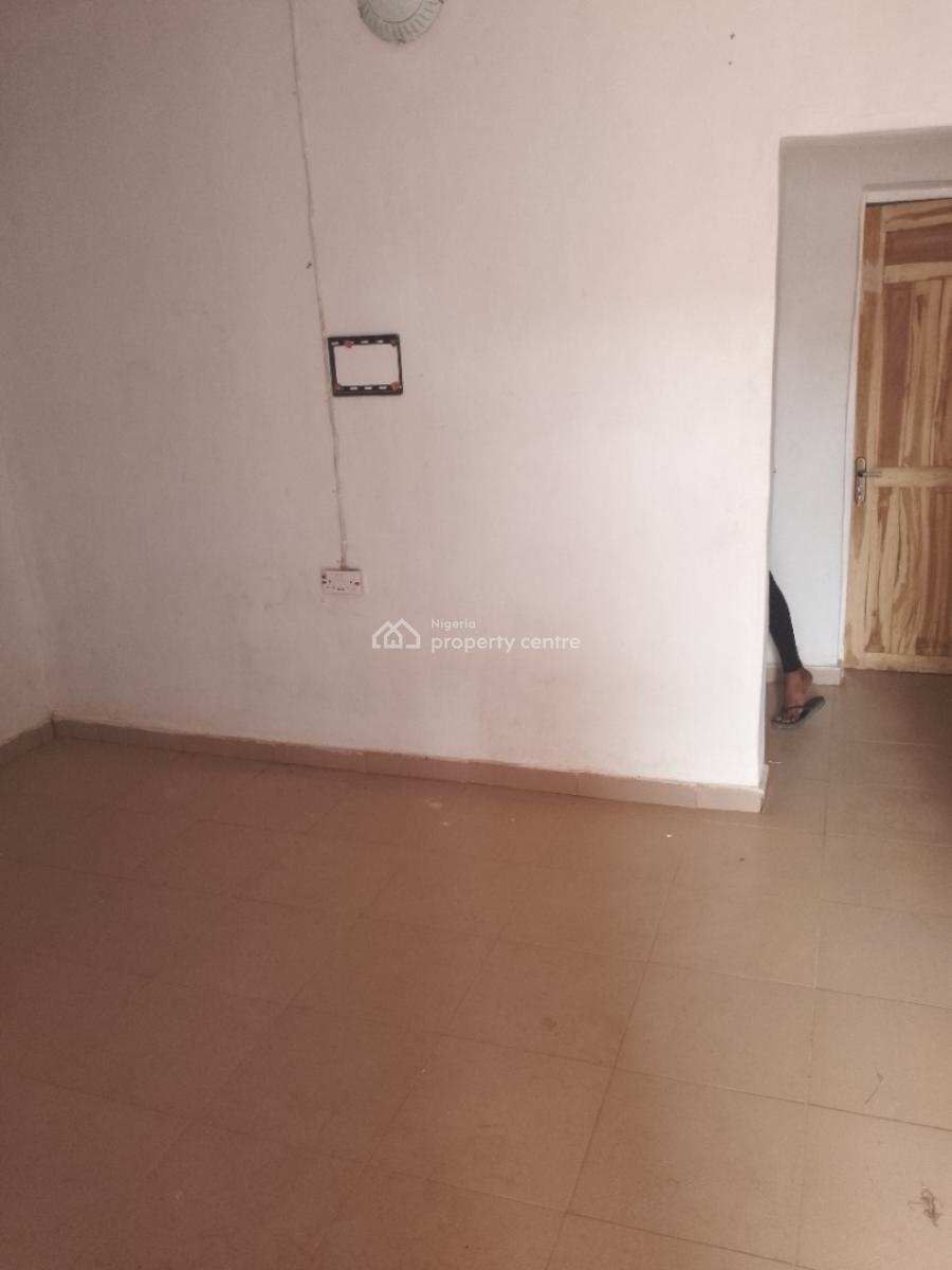 Mini Flat, Macaulay Off Bayeku Road, Igbogbo, Ikorodu, Lagos, Mini Flat (room and Parlour) for Rent