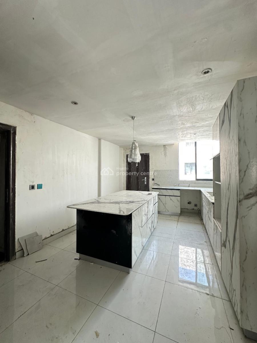 Lovely 3 Bedroom Penthouse with Elevator and Bq, Lekki Phase 1, Lekki, Lagos, House for Sale