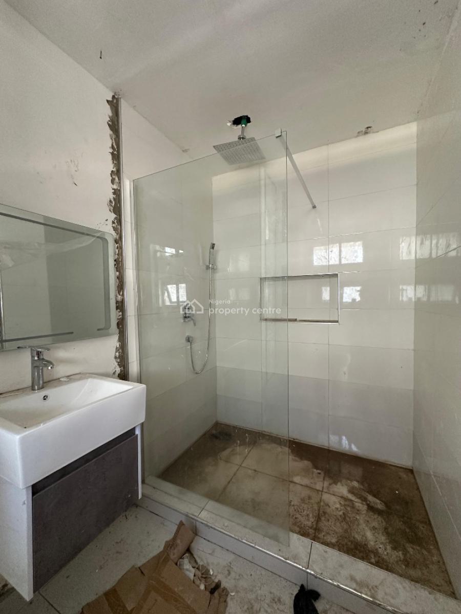 Lovely 3 Bedroom Penthouse with Elevator and Bq, Lekki Phase 1, Lekki, Lagos, House for Sale
