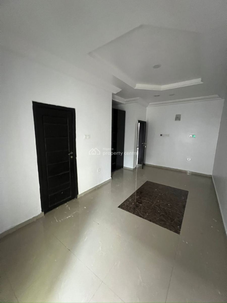 2 Bedroom with 2 Living Rooms, Chisco Ikate, Ikate, Lekki, Lagos, House for Rent