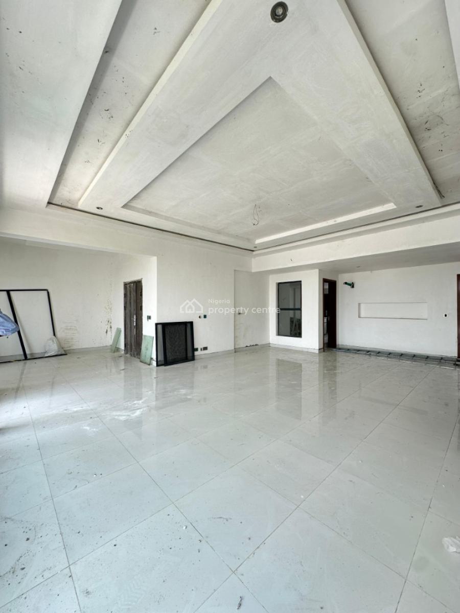 3 Bedroom Penthouse with Bq, Lekki Phase 1, Lekki, Lagos, Block of Flats for Sale