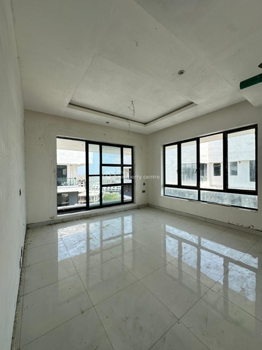 3 Bedroom Penthouse with Bq, Lekki Phase 1, Lekki, Lagos, Block of Flats for Sale