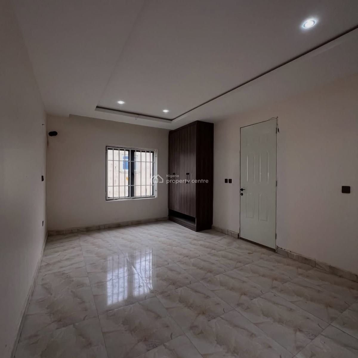 Brand New Tastefully Built Spacious 2 Bedroom Apartment, Idu Karmo, Karmo, Abuja, Flat / Apartment for Sale