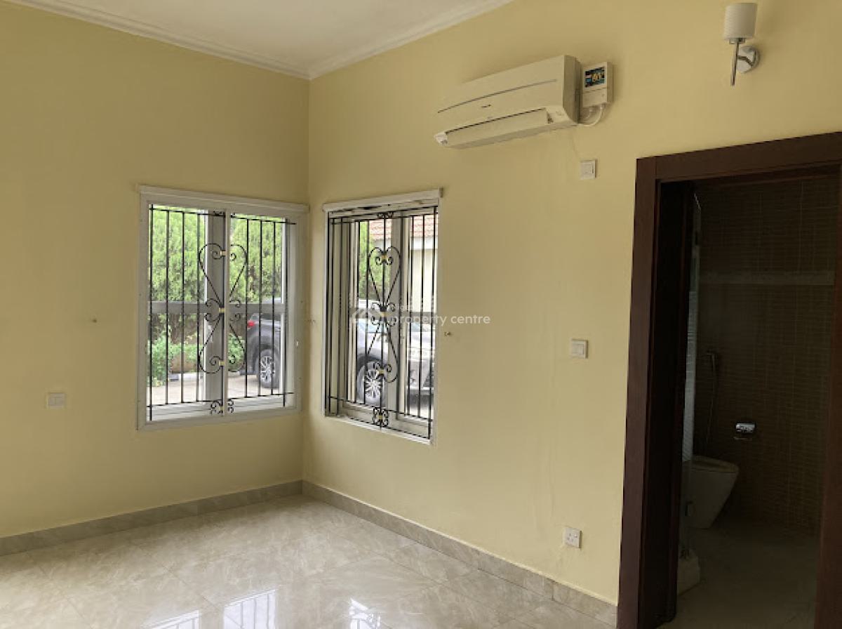 Spacious 3 Bedroom Flat + Bq, Swimming Pool, Gym, Old Ikoyi, Ikoyi, Lagos, Flat / Apartment for Sale