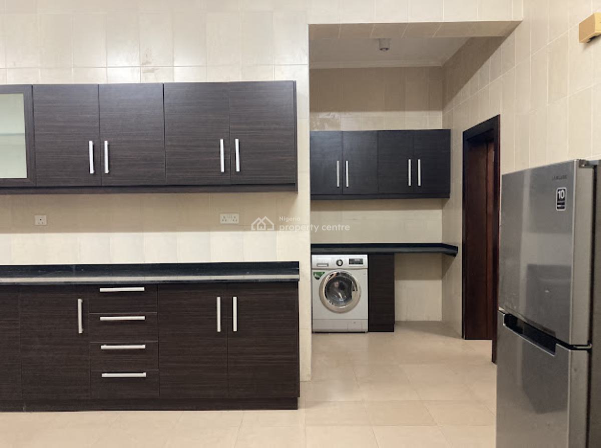 Spacious 3 Bedroom Flat + Bq, Swimming Pool, Gym, Old Ikoyi, Ikoyi, Lagos, Flat / Apartment for Sale