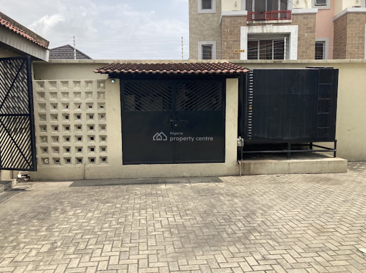 Spacious 3 Bedroom Flat + Bq, Swimming Pool, Gym, Old Ikoyi, Ikoyi, Lagos, Flat / Apartment for Sale