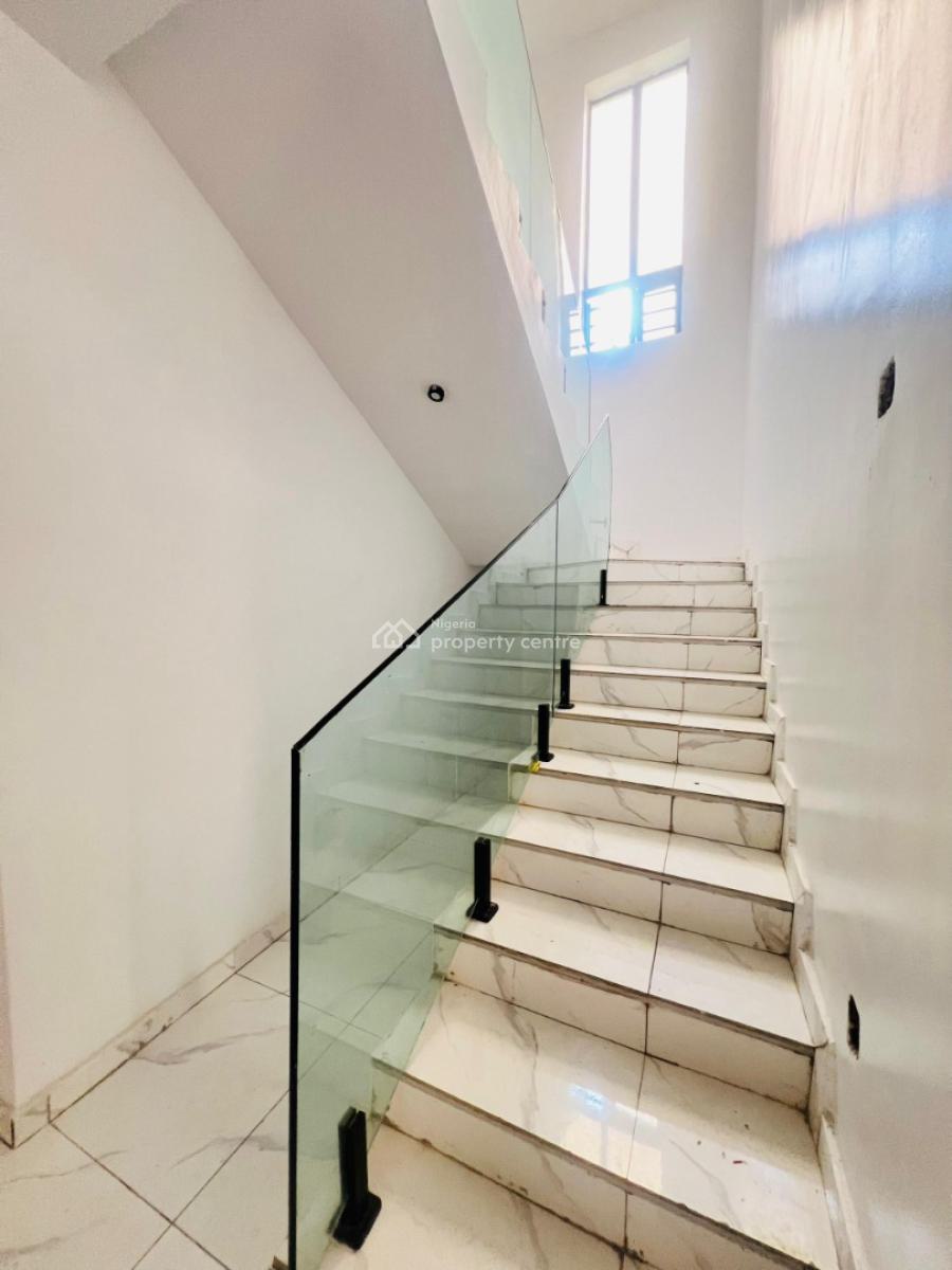 5 Bedroom Duplex, Gra Phase 2, Magodo, Lagos, Detached Duplex for Sale