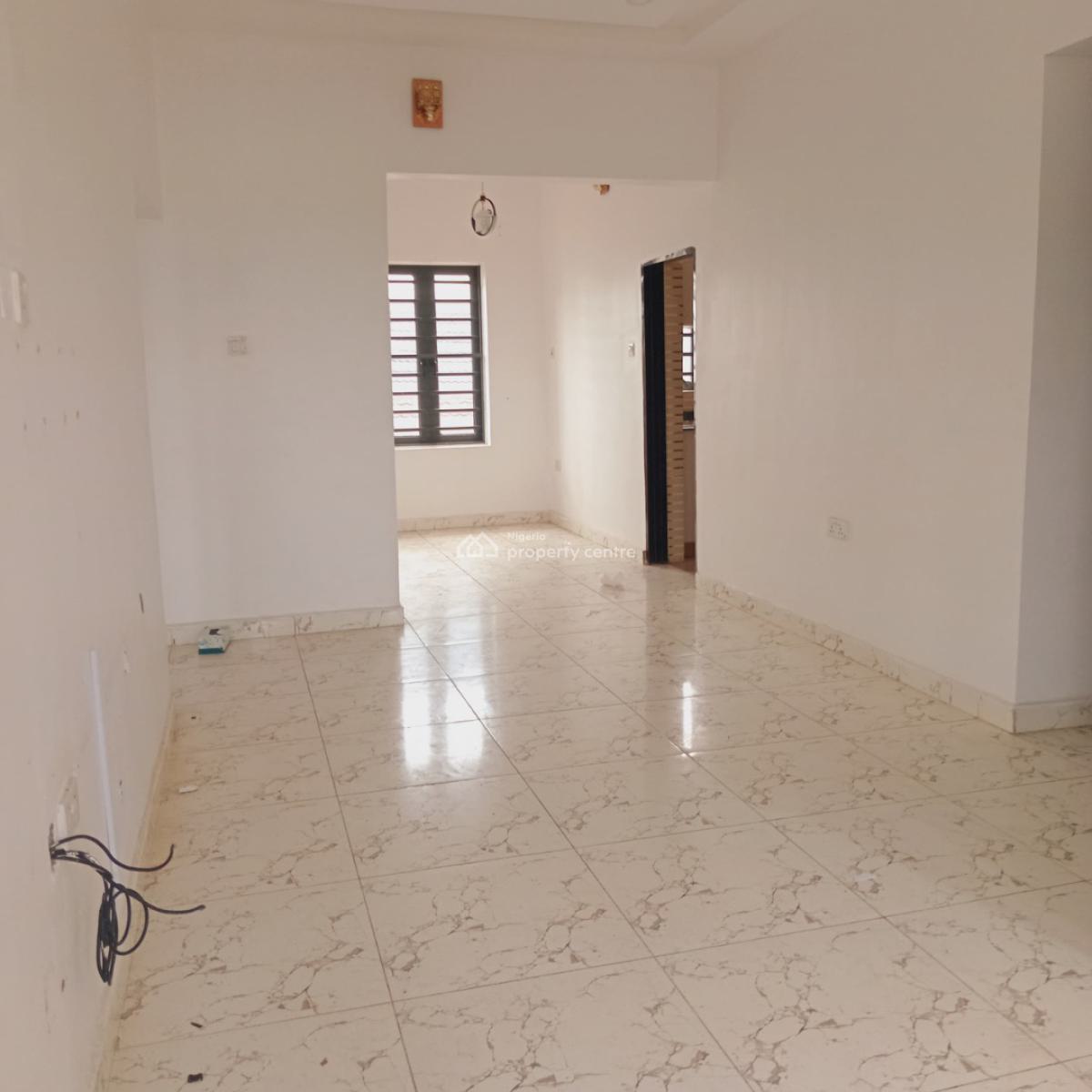 Beautifully Unfurnished 2 Bedroom Apartment, Ikate, Lekki, Lagos, Flat / Apartment for Rent