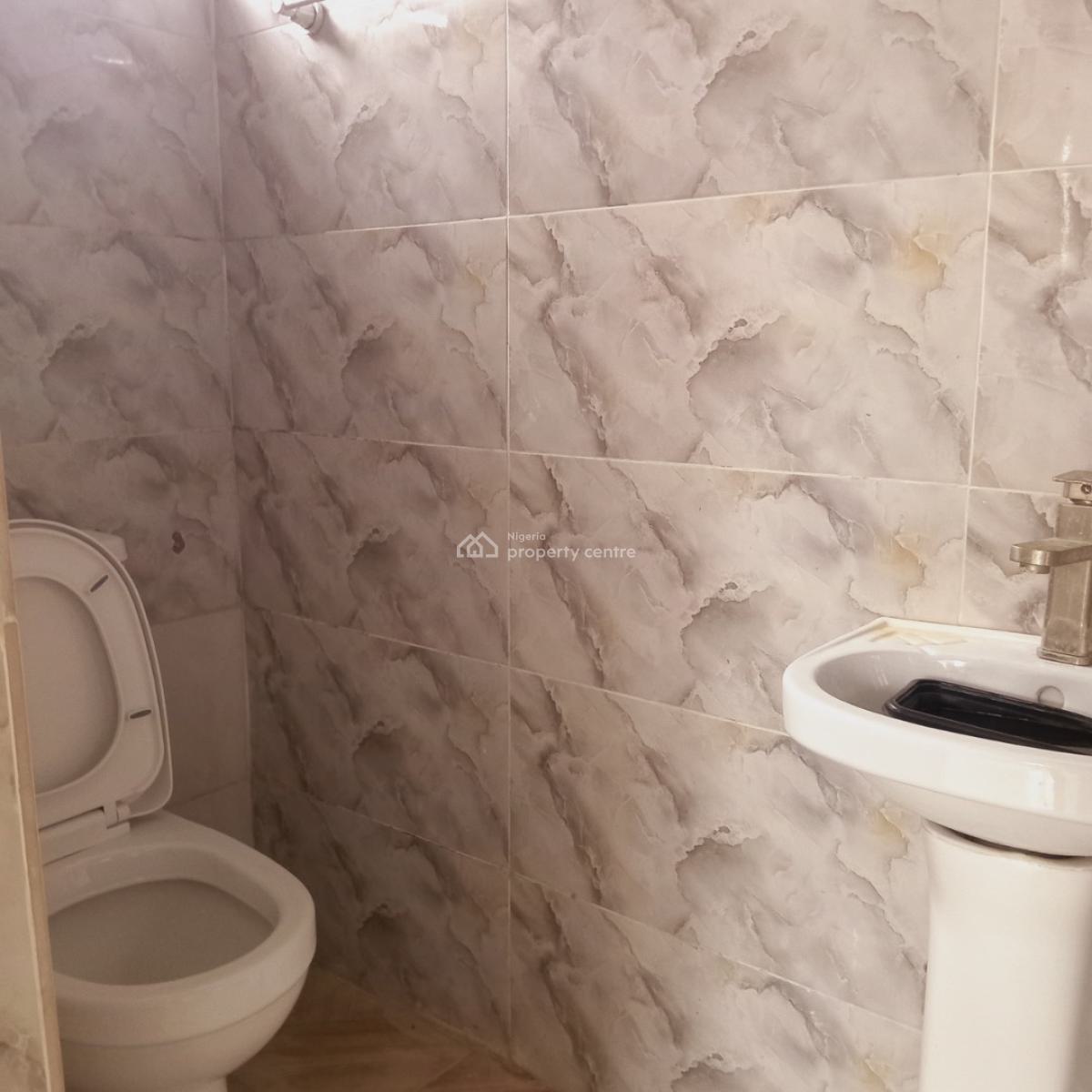 Beautifully Unfurnished 2 Bedroom Apartment, Ikate, Lekki, Lagos, Flat / Apartment for Rent