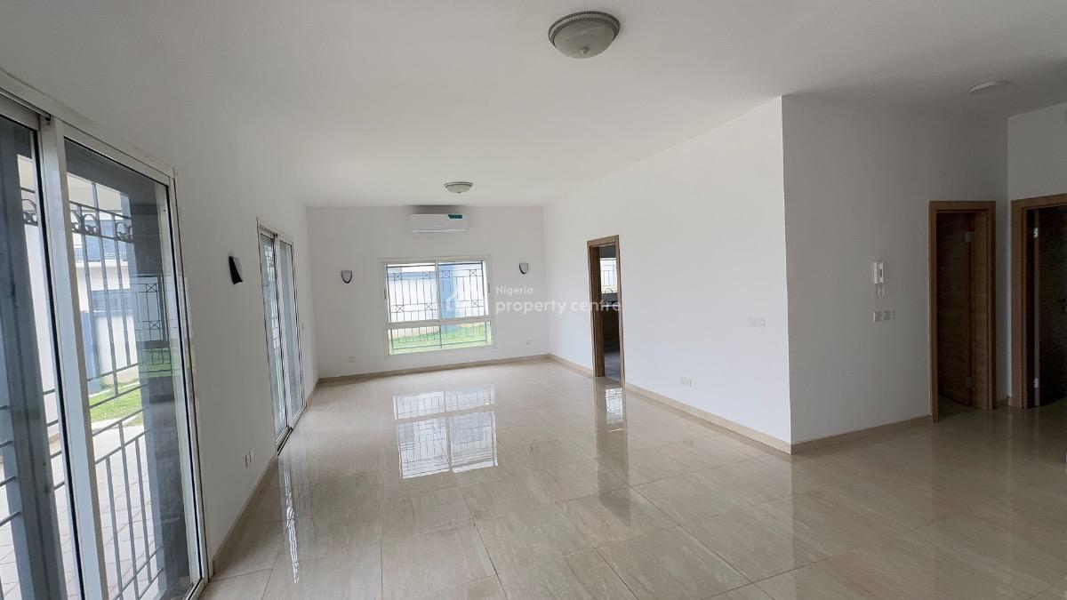 Extremely Luxurious 3-bedroom Apartment with Bq, Guzape, Guzape District, Abuja, Flat / Apartment for Rent