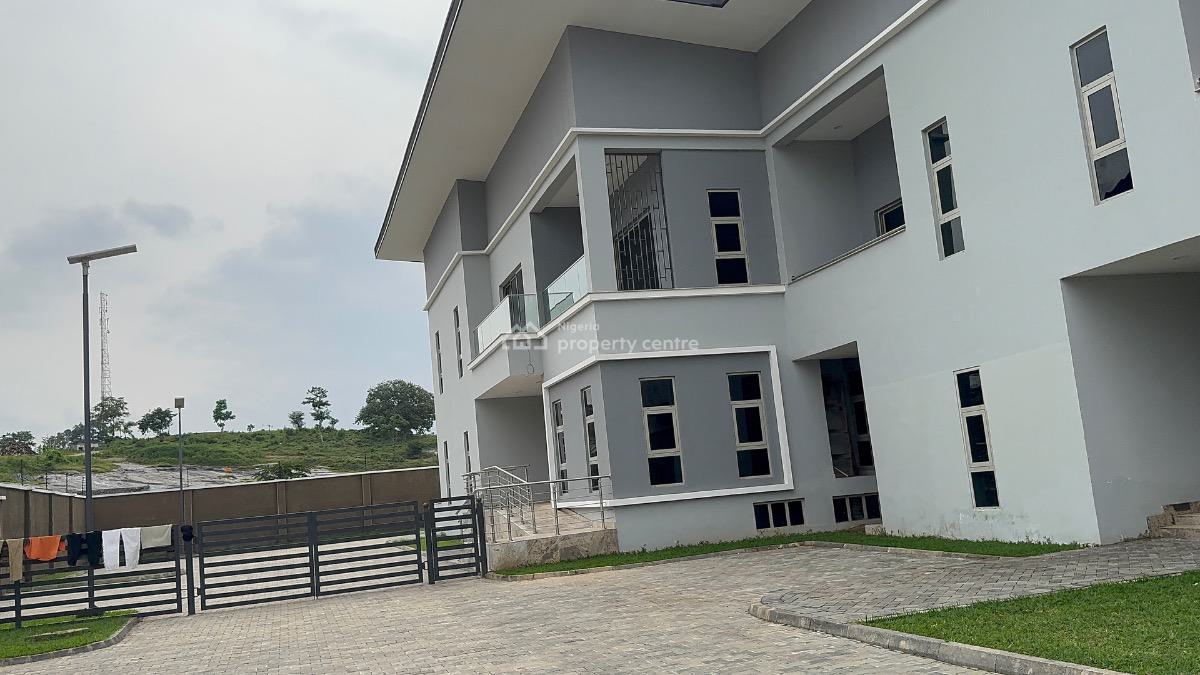 Brandnew Luxury 4bedroom Duplex with Bq, Guzape, Guzape District, Abuja, Semi-detached Duplex for Rent