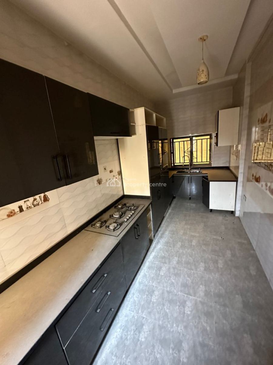 Serviced 4 Bedroom Terrace Duplex, Gaduwa, Abuja, Terraced Duplex for Sale