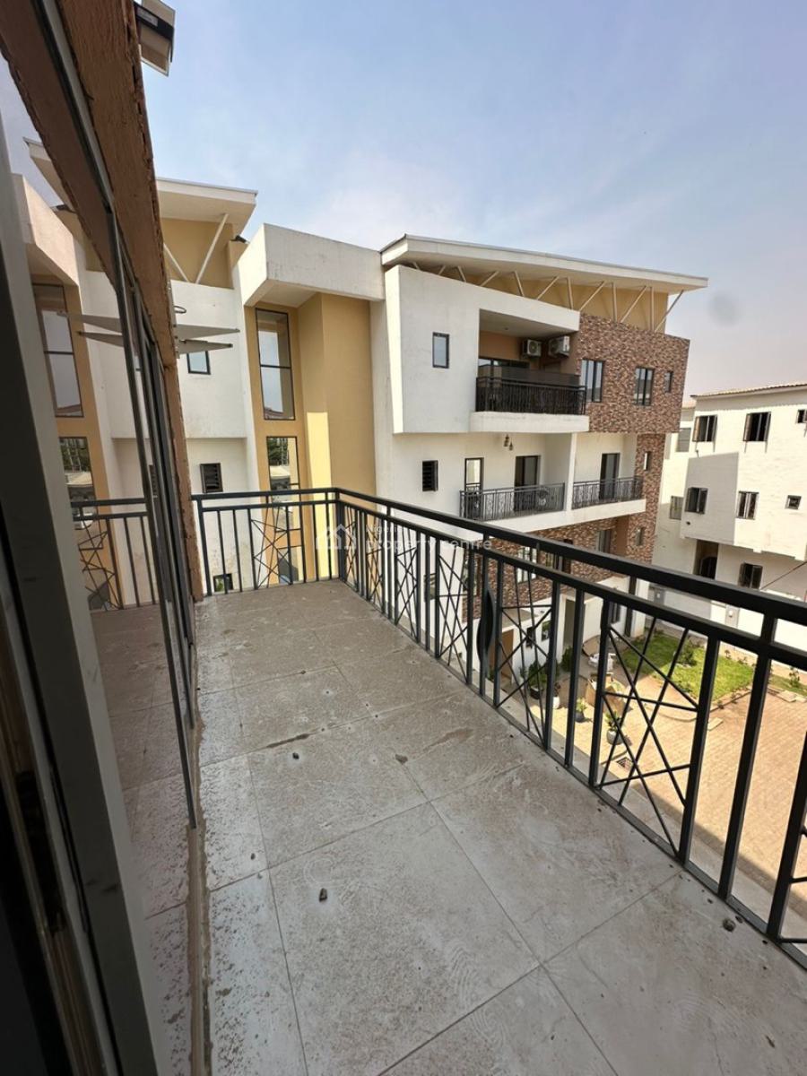 Serviced 4 Bedroom Terrace Duplex, Gaduwa, Abuja, Terraced Duplex for Sale