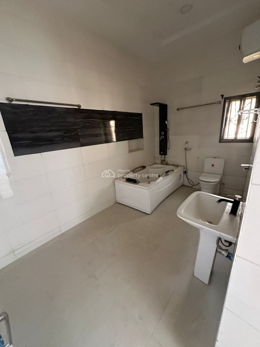 Serviced 4 Bedroom Terrace Duplex, Gaduwa, Abuja, Terraced Duplex for Sale