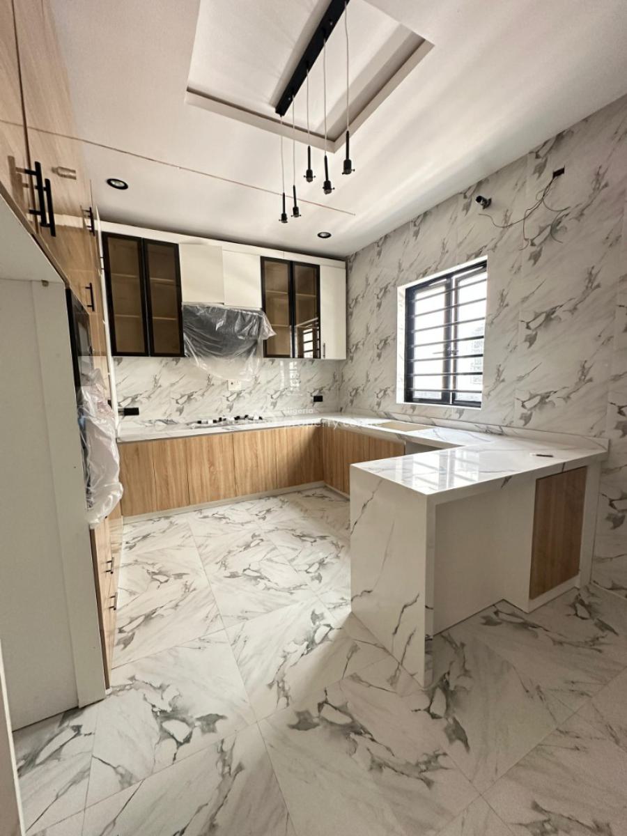 Spacious Luxury 4 Bedroom Semi-detached Duplex with Bq, Idado, Lekki, Lagos, Semi-detached Duplex for Sale