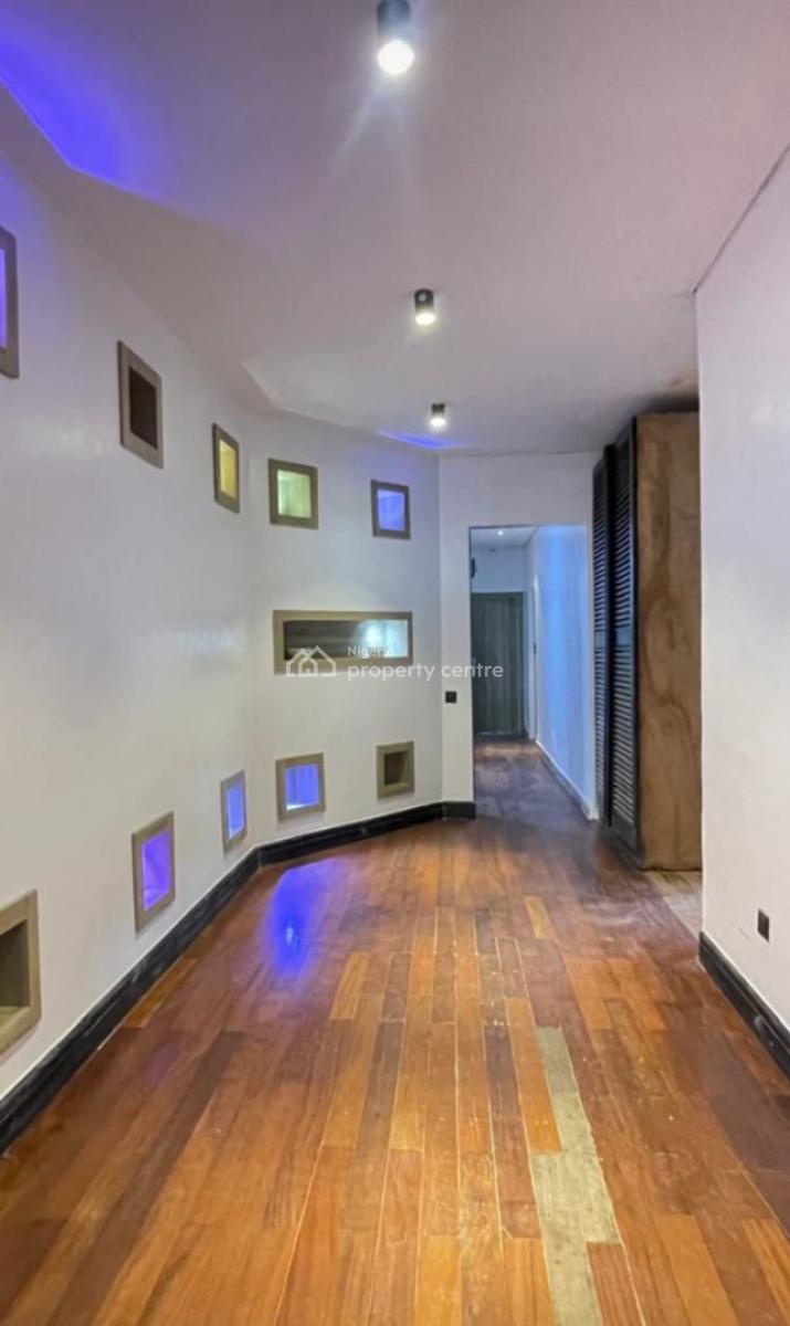 130sqm 4rooms Space, Suitable for Showrooms,  Office Space , Shop, Cameron Road, Old Ikoyi, Ikoyi, Lagos, Office Space for Rent