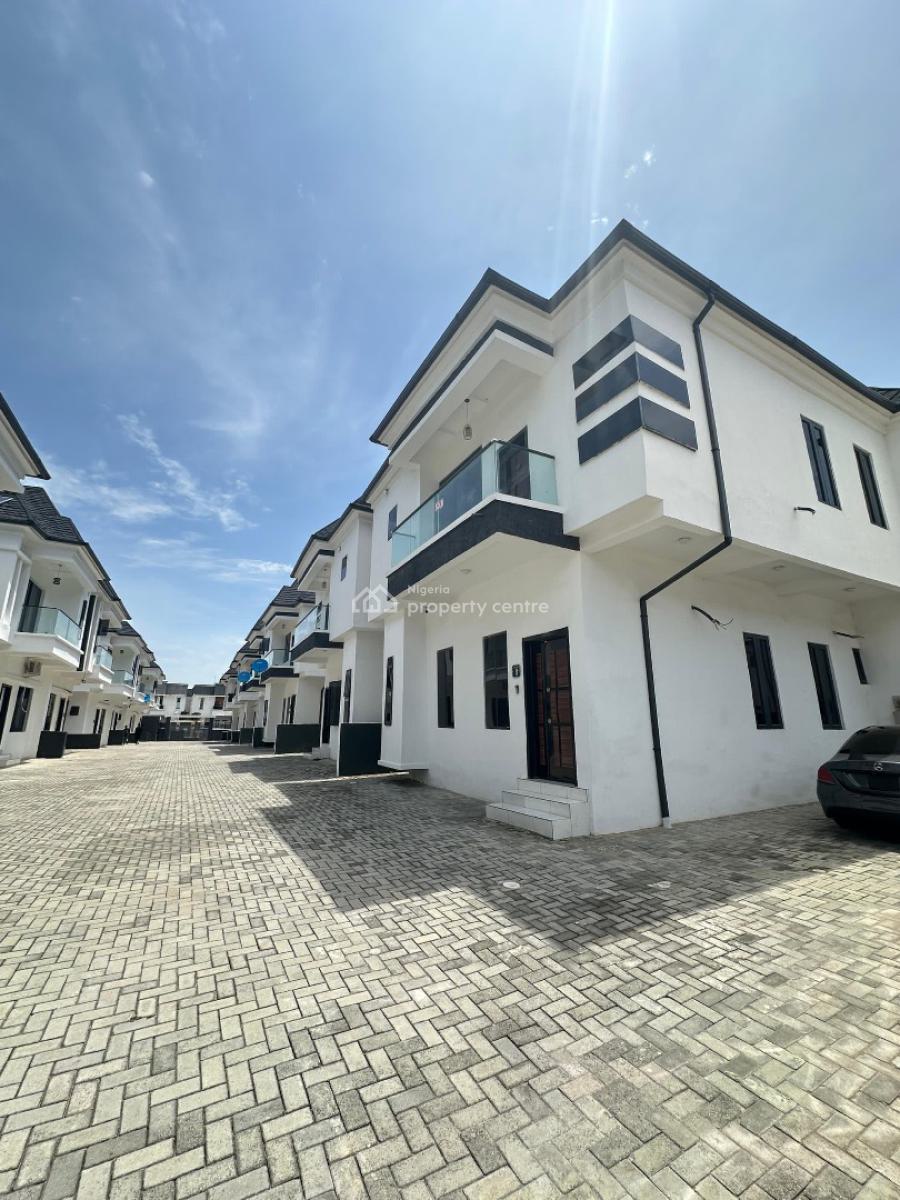 Well - Designed & Spacious 4-bedroom Semi-detached Duplex with Bq, Ikota, Lekki, Lagos, Semi-detached Duplex for Sale