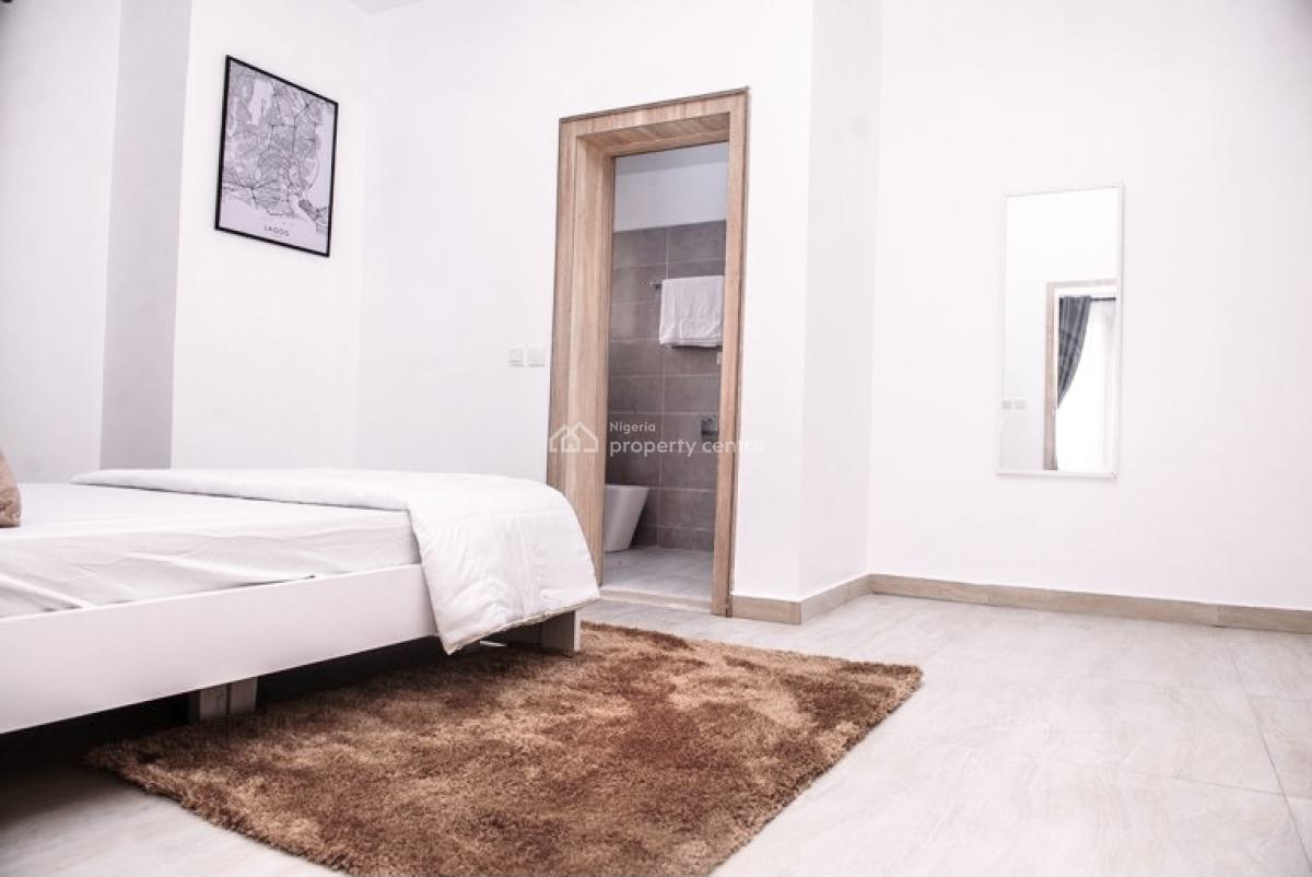 Studio Apartment with Pool and Mini Gym, By Alperton Estate, Osapa, Lekki, Lagos, Self Contain (single Rooms) Short Let