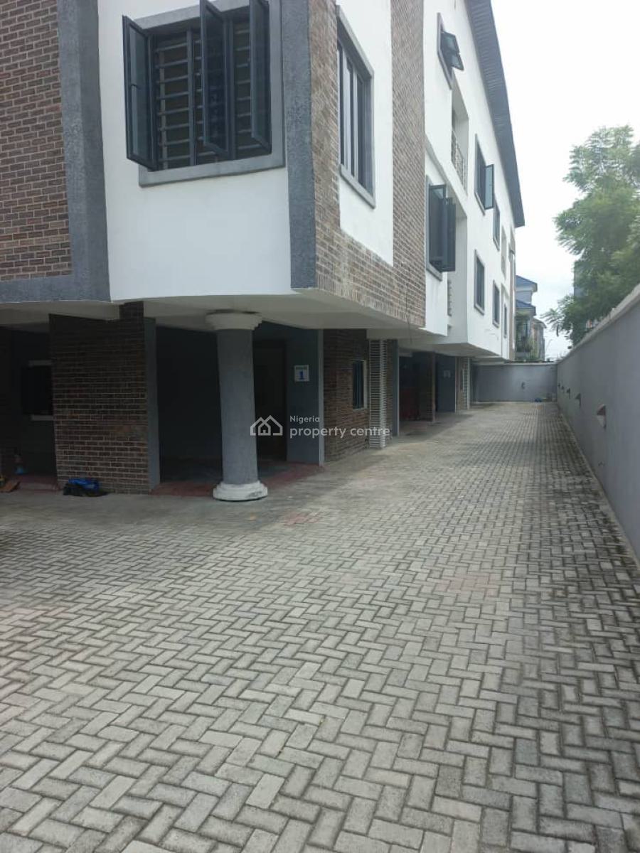 Brand New 2  Units of 4 Bedroom Terrace Duplex with Bq, Lekki Right, Elf Bustop, Lekki Phase 1, Lekki, Lagos, Terraced Duplex for Rent
