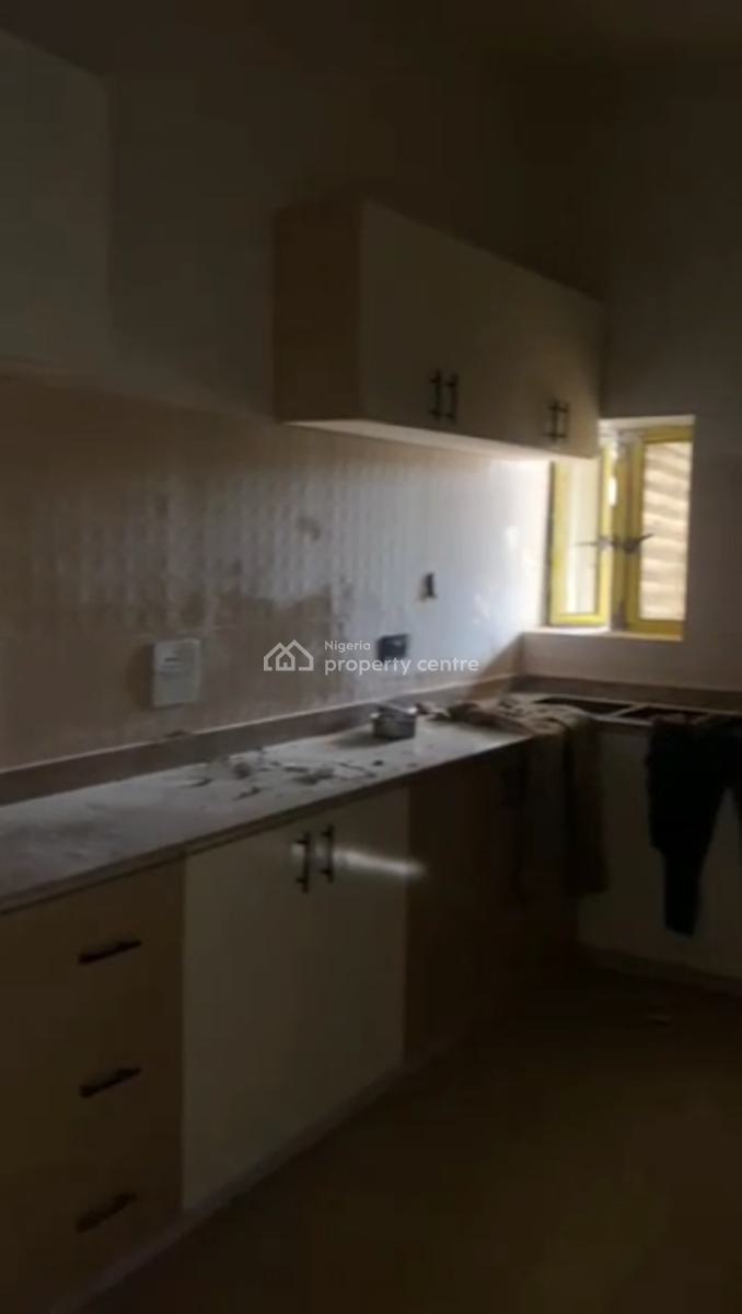 2 Bedroom Flat, Apo Resettlement, Zone E Extension, Apo Resettlement, Apo, Abuja, Flat / Apartment for Rent