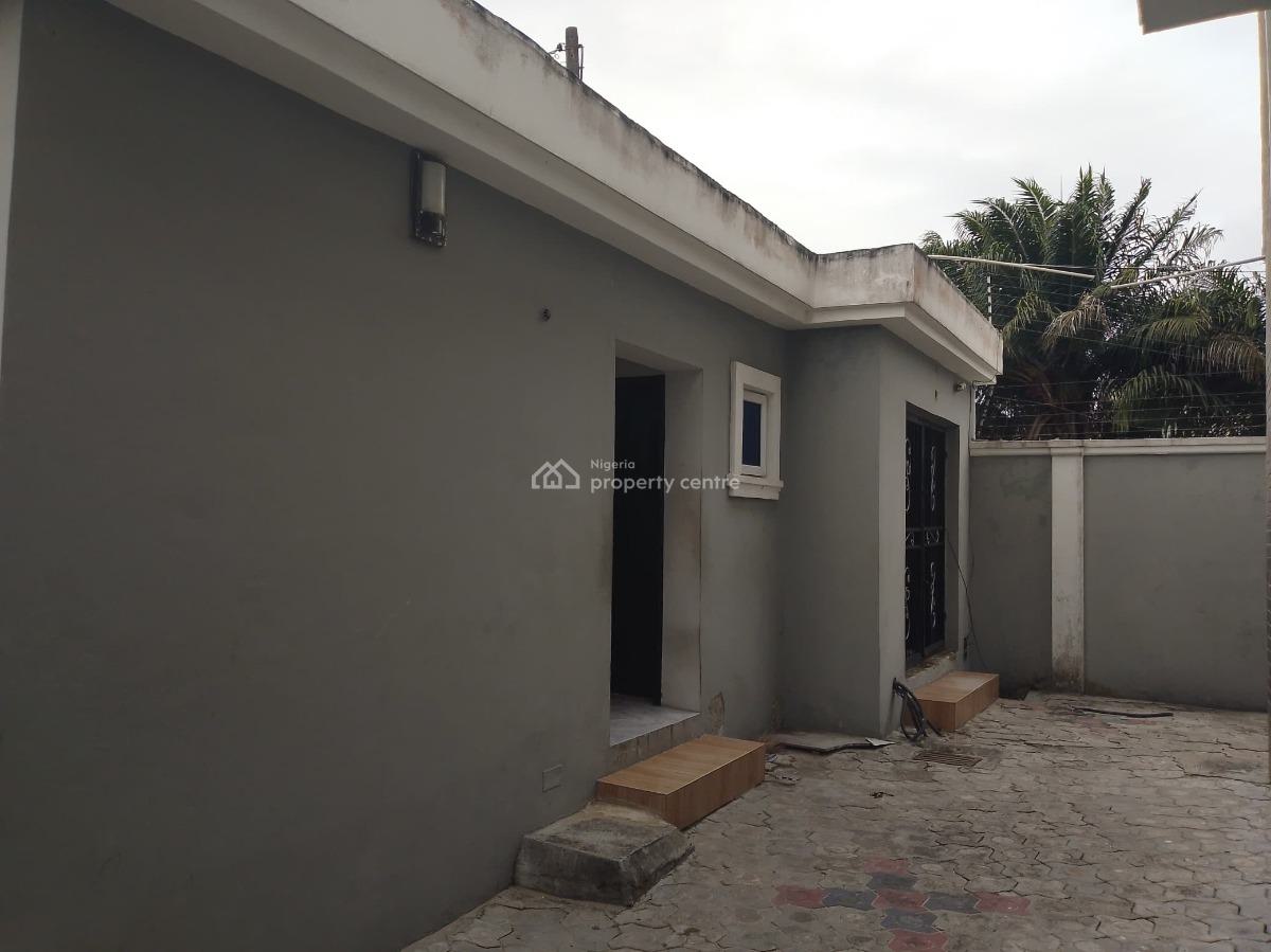 a Block of Flats with 2units of 3bedroom and 2units of 2bedroom, Alhaji Ibrahim Obeitor Rd, Awoyaya, Ibeju Lekki, Lagos, Flat / Apartment for Sale
