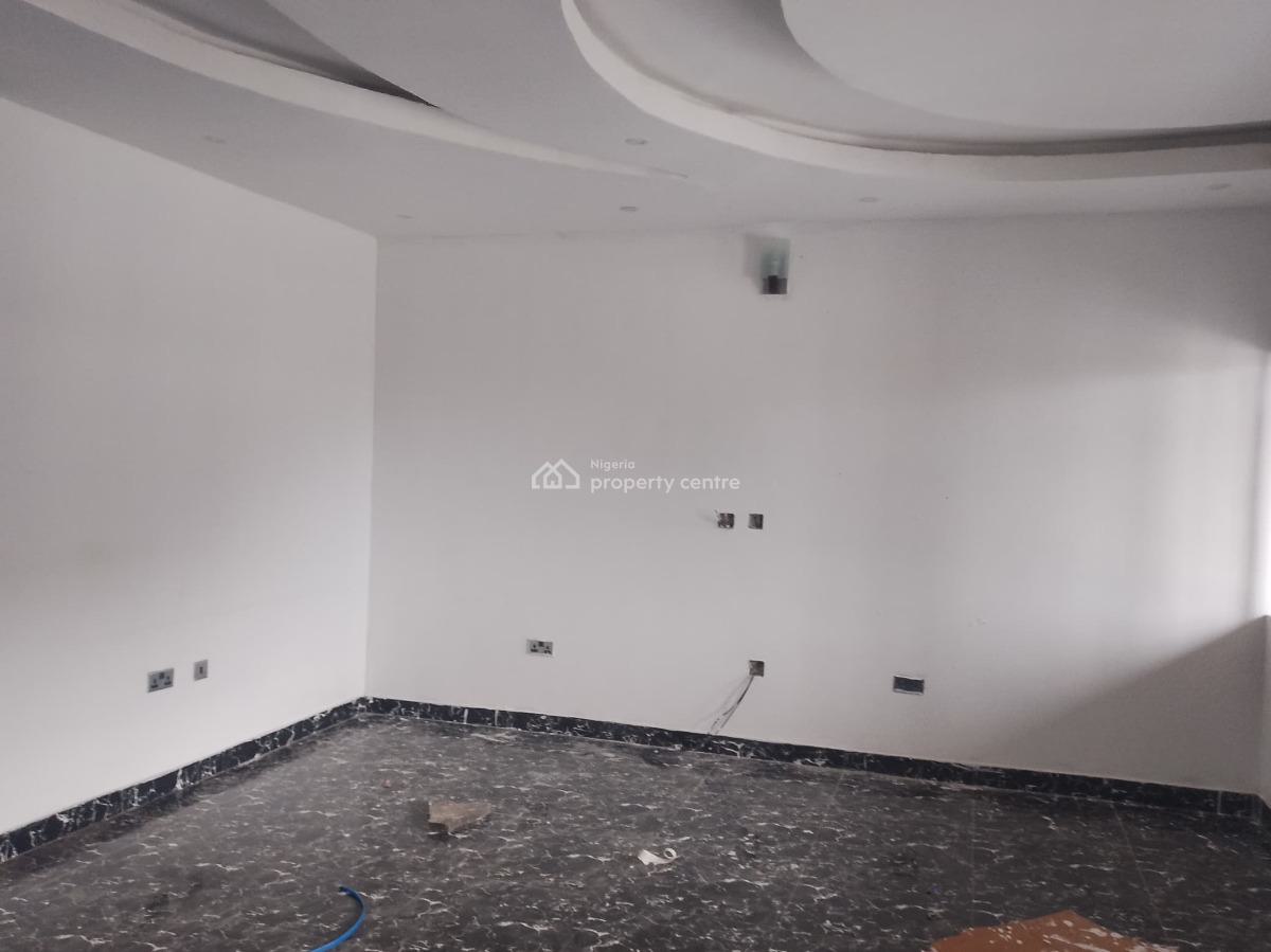 a Block of Flats with 2units of 3bedroom and 2units of 2bedroom, Alhaji Ibrahim Obeitor Rd, Awoyaya, Ibeju Lekki, Lagos, Flat / Apartment for Sale