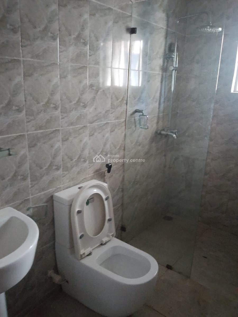 a Block of Flats with 2units of 3bedroom and 2units of 2bedroom, Alhaji Ibrahim Obeitor Rd, Awoyaya, Ibeju Lekki, Lagos, Flat / Apartment for Sale