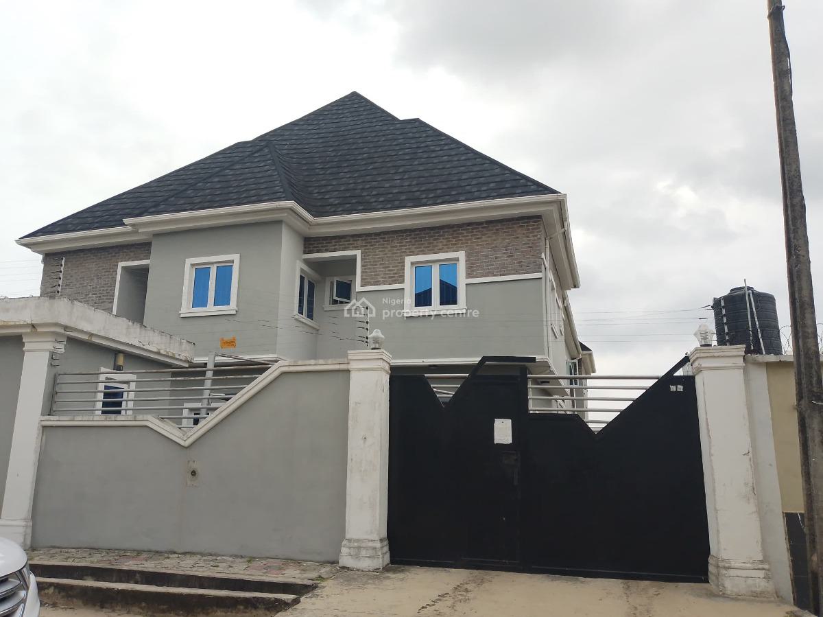 a Block of Flats with 2units of 3bedroom and 2units of 2bedroom, Alhaji Ibrahim Obeitor Rd, Awoyaya, Ibeju Lekki, Lagos, Flat / Apartment for Sale