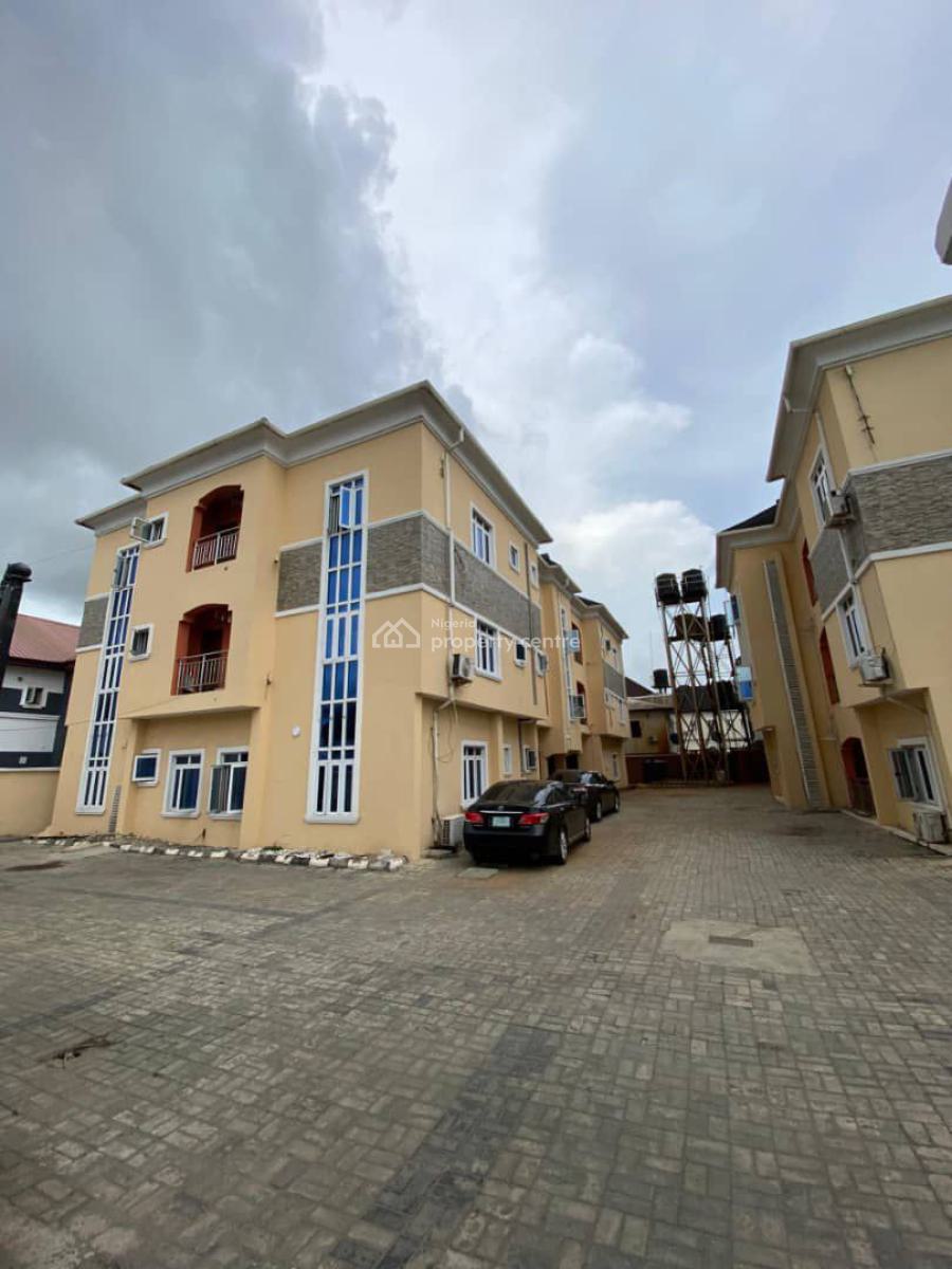 2 Bedroom Apartment in a Secured and Serene Estate, Chevron, Lekki, Lagos, Flat / Apartment for Rent