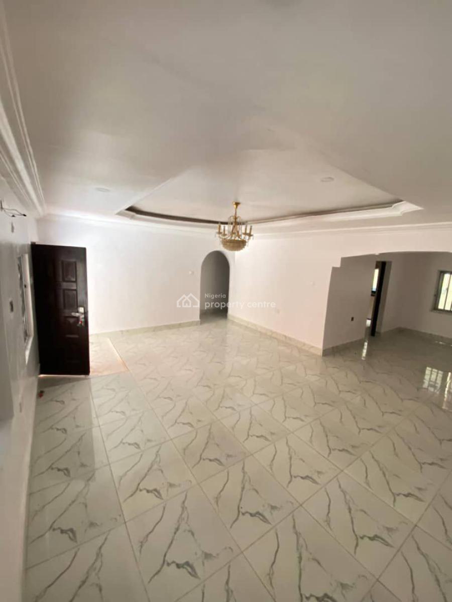2 Bedroom Apartment in a Secured and Serene Estate, Chevron, Lekki, Lagos, Flat / Apartment for Rent