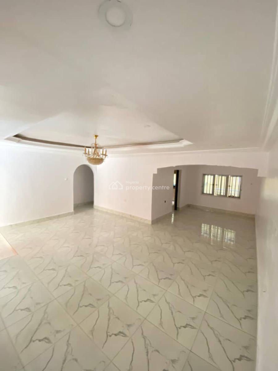 2 Bedroom Apartment in a Secured and Serene Estate, Chevron, Lekki, Lagos, Flat / Apartment for Rent