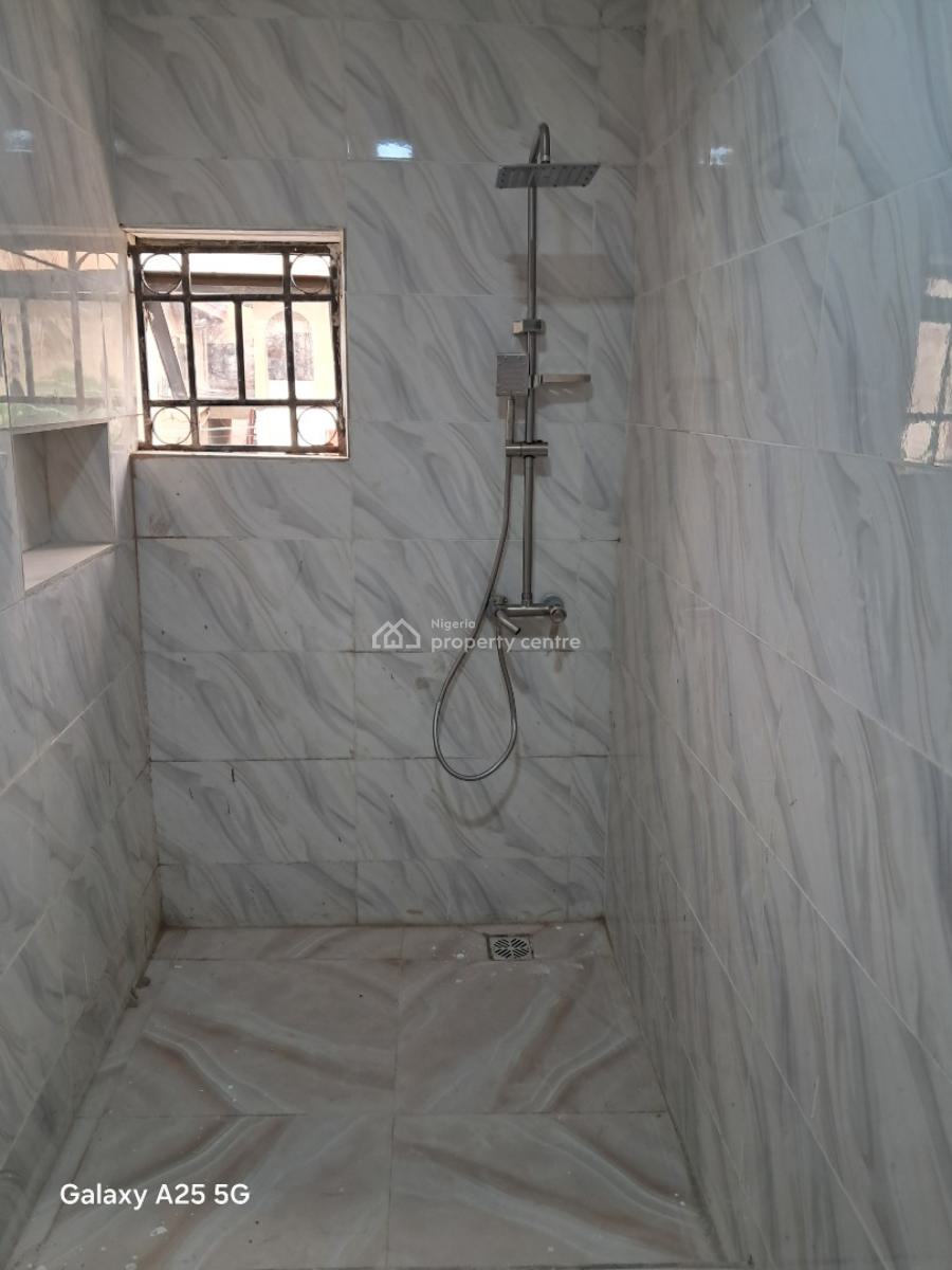 Well Renovated  Ensuite 3 Bedrooms Flat, Ikeja Gra, Ikeja, Lagos, Flat / Apartment for Rent
