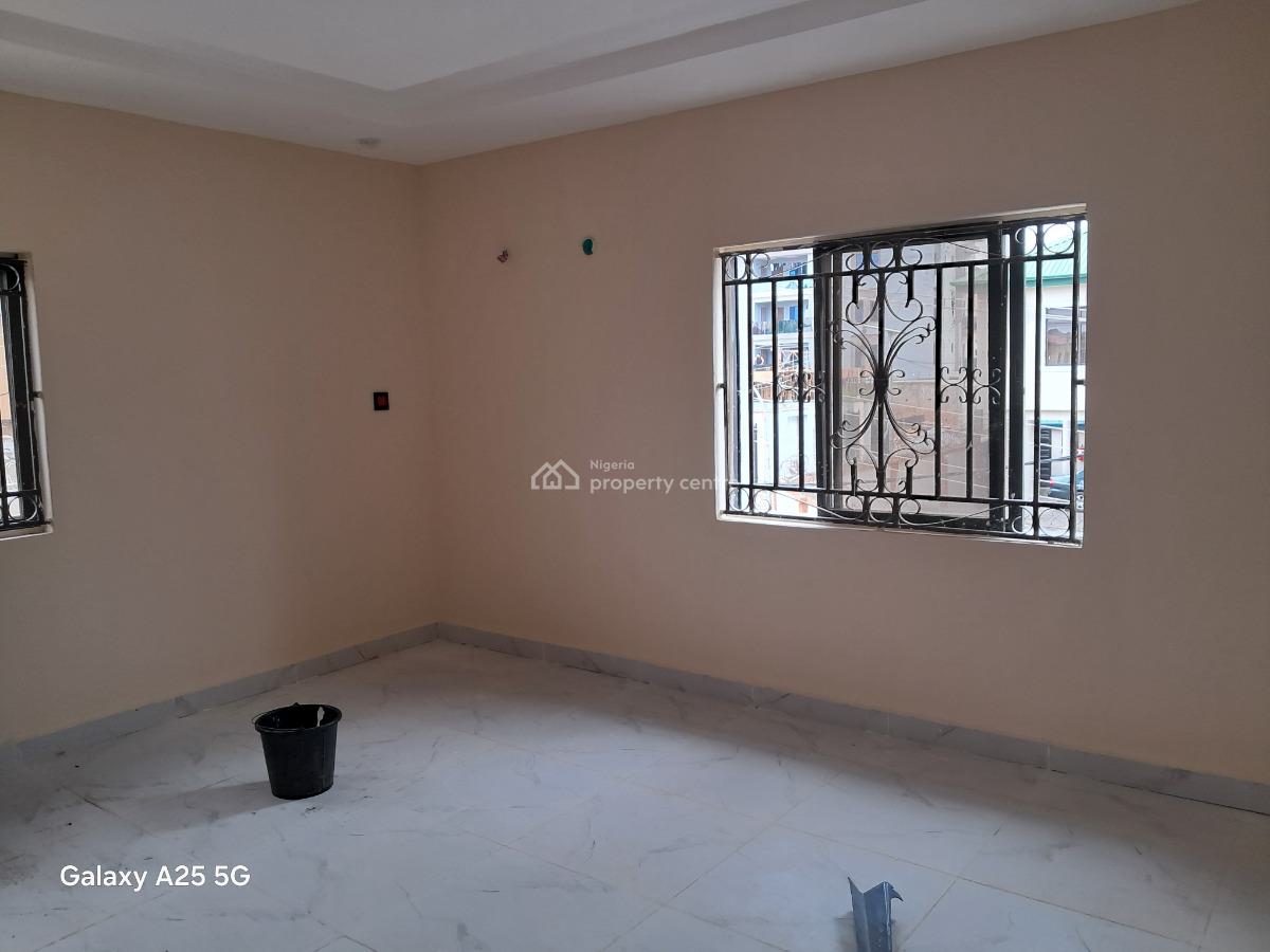 Well Renovated  Ensuite 3 Bedrooms Flat, Ikeja Gra, Ikeja, Lagos, Flat / Apartment for Rent