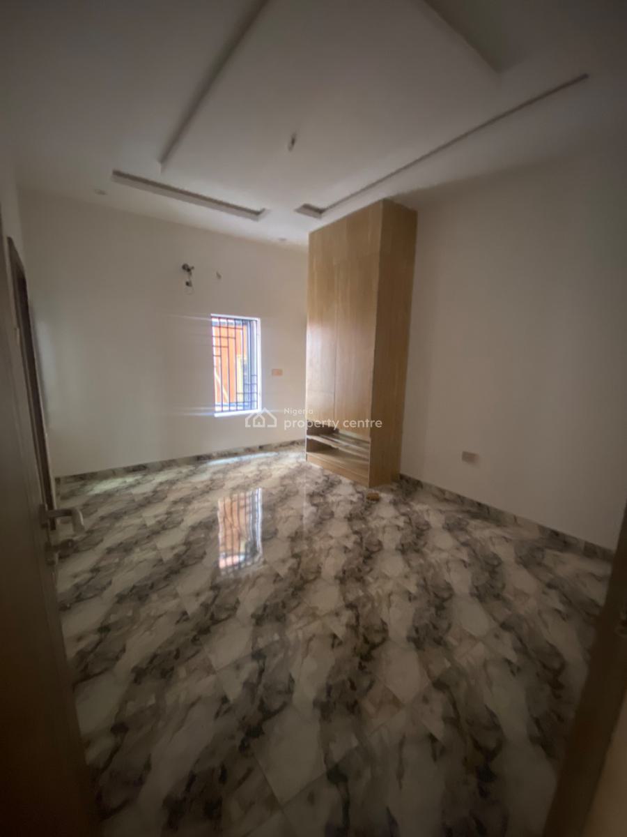 executive 2 & 3 Bedroom Apartments Selling., Off Cheif Natufe Street,babs Animashaun By Bode Junction Surulere, Bode Thomas, Surulere, Lagos, Block of Flats for Sale