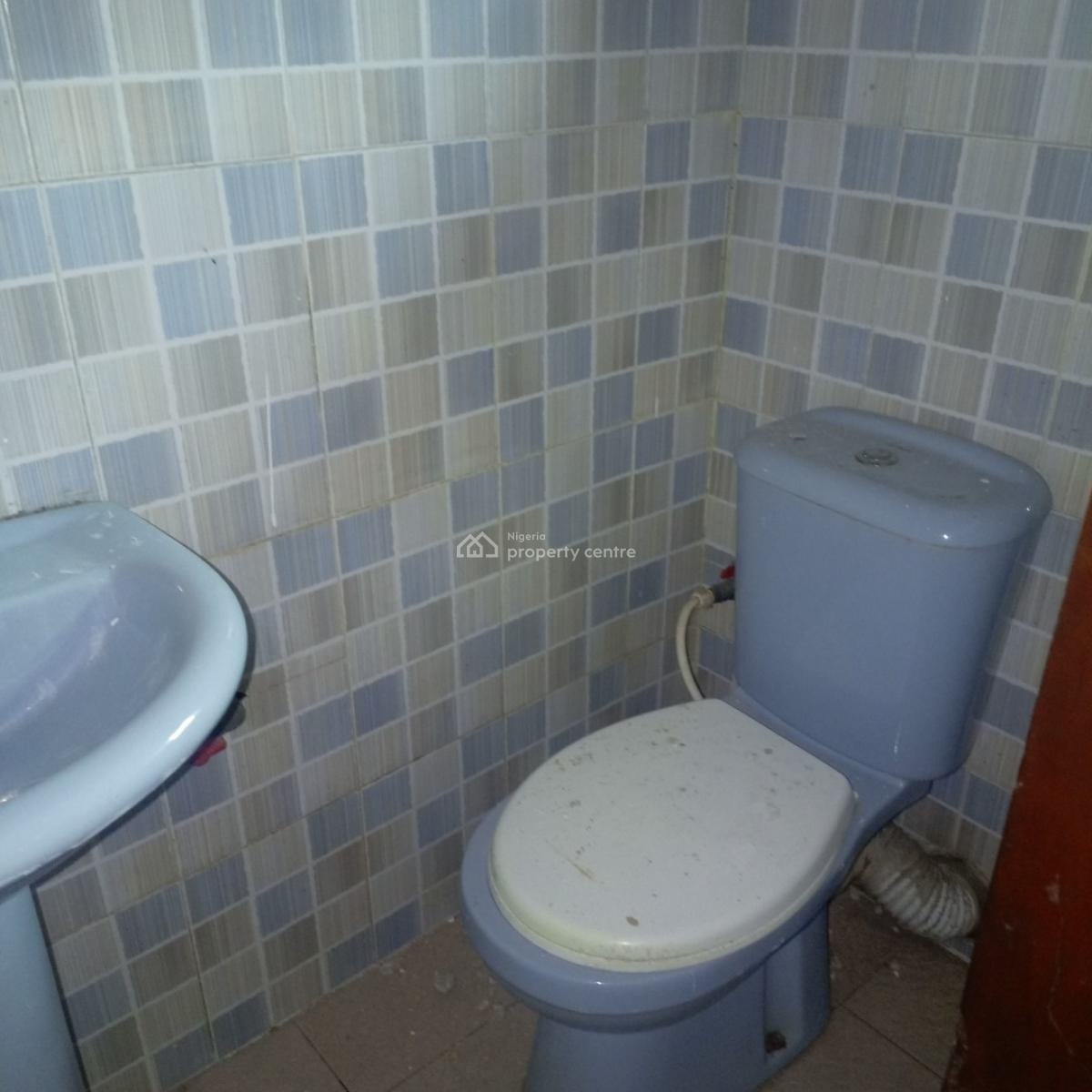 Nice and Well Maintained 3bedroom Flat in Surulere, Off Idi Araba Road Surulere Lagos, Idi Araba, Surulere, Lagos, Flat / Apartment for Rent