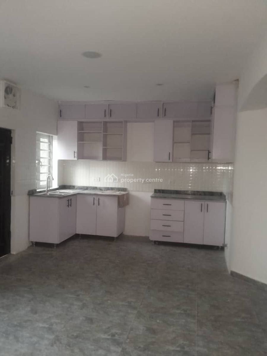 a Luxury 2 Bedrooms Flat with Excel, Ocean Palm Estate, Lekki Phase 2, Lekki, Lagos, Flat / Apartment for Rent
