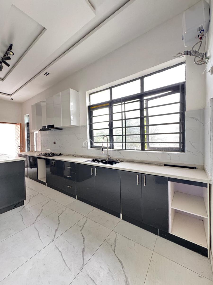 Unique 4  Bedroom Detached Duplex with Bq  and a Pool, Orchid, Lekki, Lagos, Detached Duplex for Sale