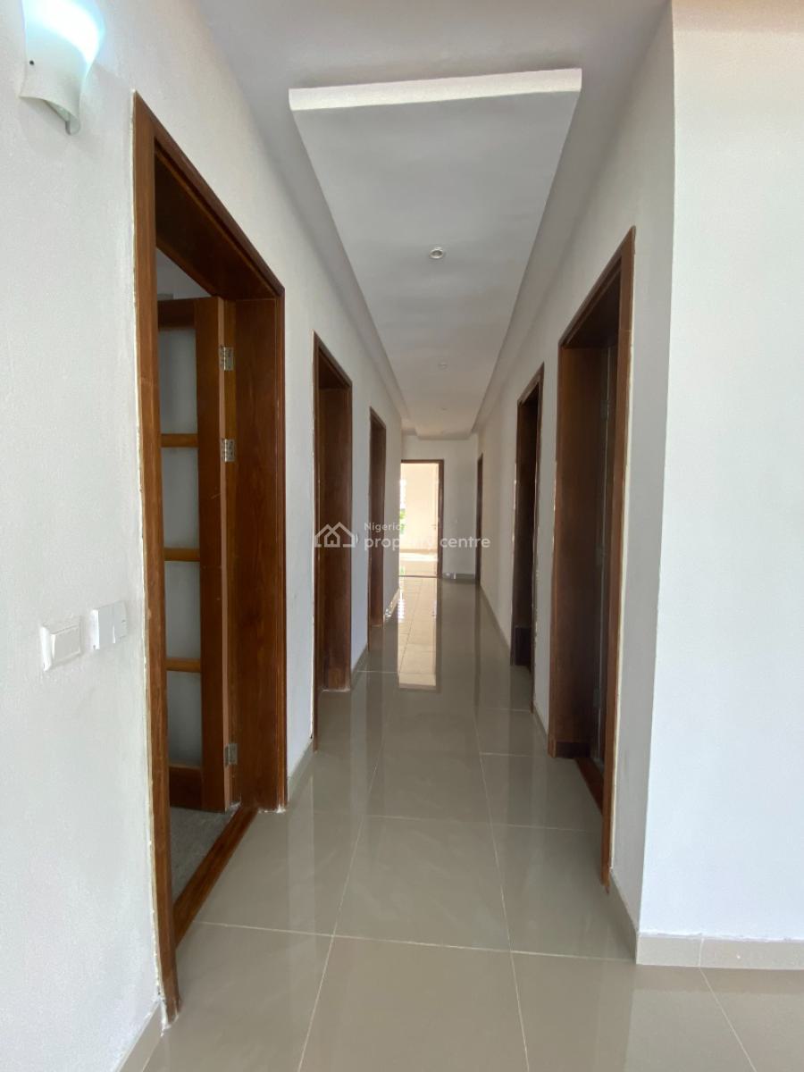Luxury 3bedrooms Waterfront with a Bq Swimming Pool and Gym, Banana Island, Ikoyi, Lagos, Flat / Apartment for Sale