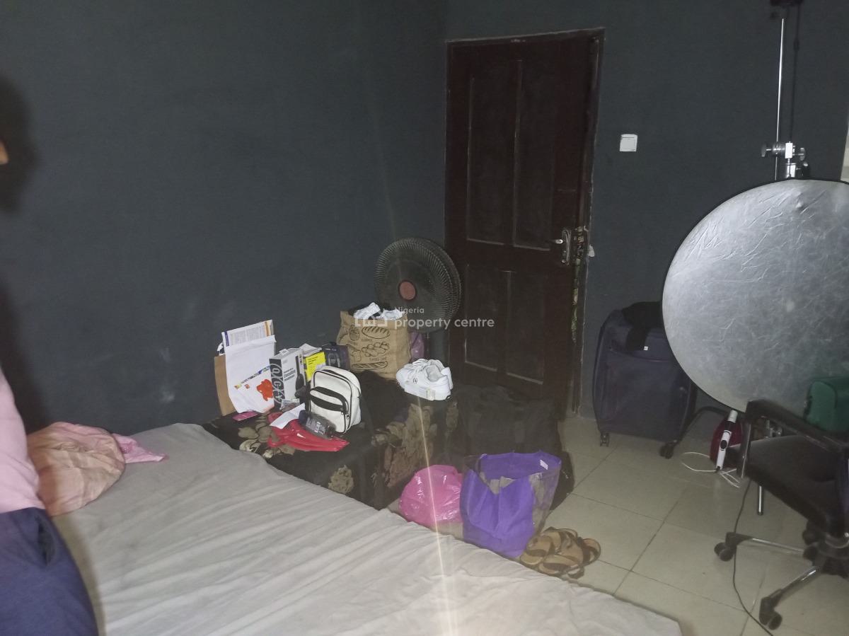 a Nice Room in a Shared Apartment, Abraham Adasanya Estate, Ajiwe, Ajah, Lagos, Flat / Apartment for Rent