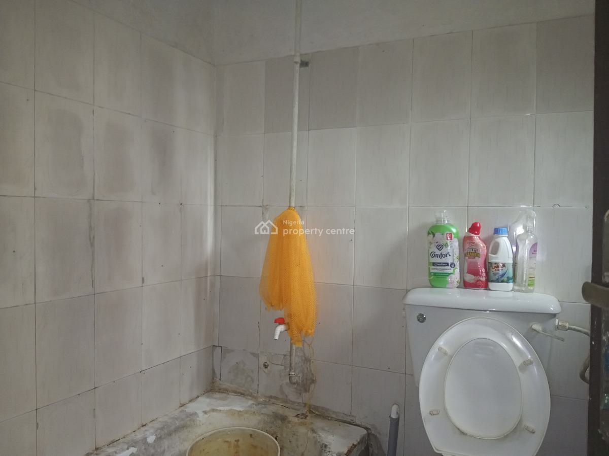 a Nice Room in a Shared Apartment, Abraham Adasanya Estate, Ajiwe, Ajah, Lagos, Flat / Apartment for Rent