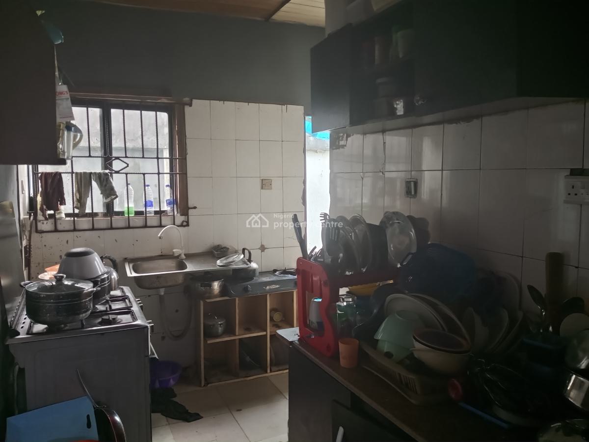 a Nice Room in a Shared Apartment, Abraham Adasanya Estate, Ajiwe, Ajah, Lagos, Flat / Apartment for Rent
