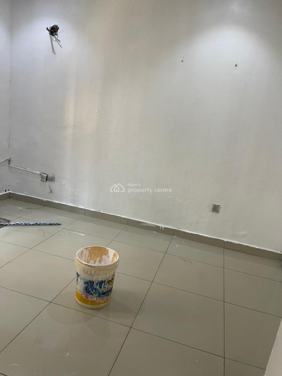 Standard N Massive Shared Apartment, Chevron Lekki Lagos, Lekki, Lagos, Self Contain (single Rooms) for Rent